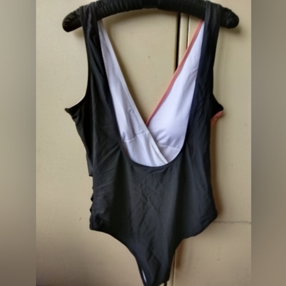 Designer Flattering Cupshe one piece bathing suit women's large Euro Summer - Picture 7 of 13